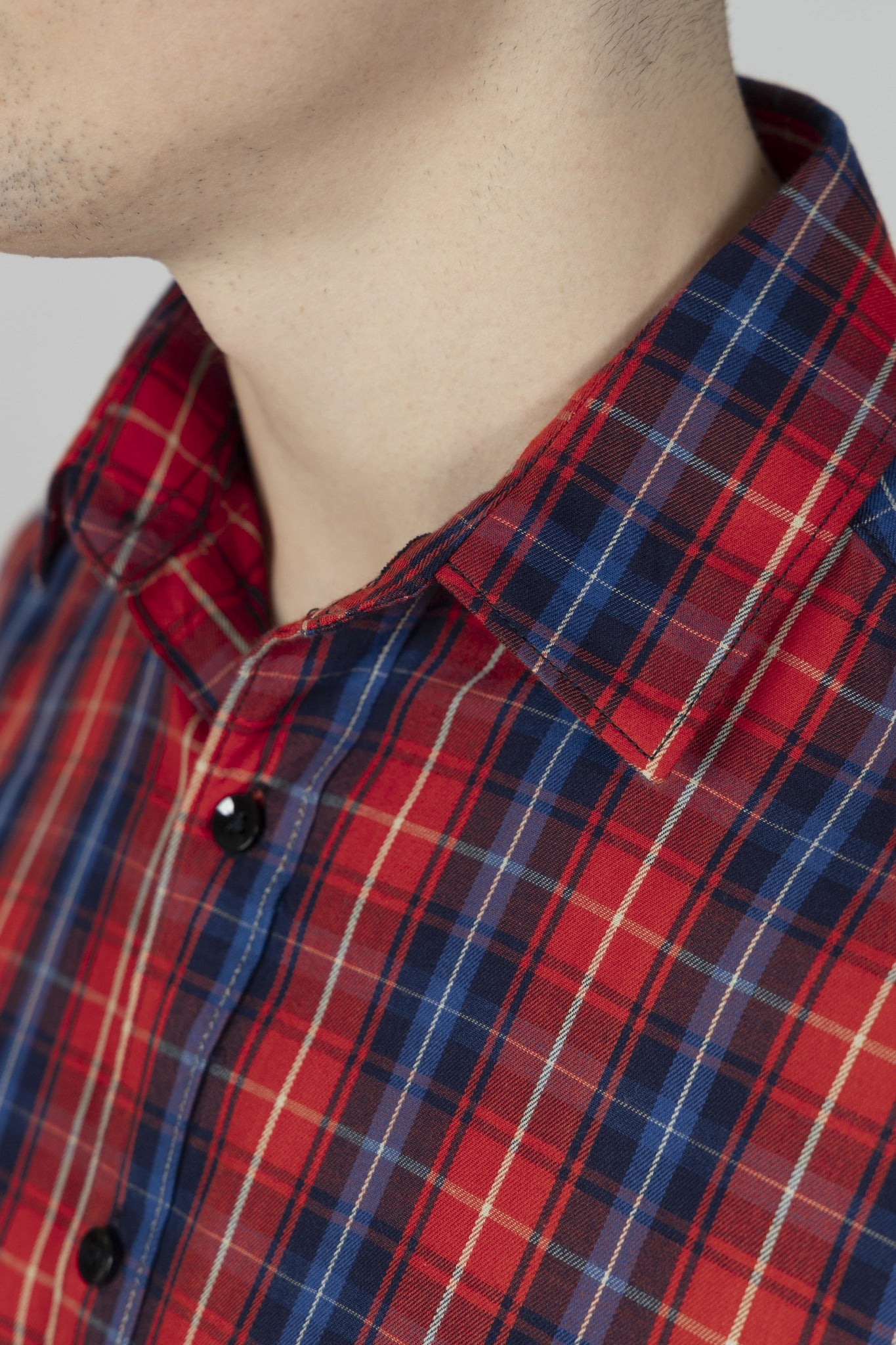 Red Tapered Shirt in Checks Cotton with Single Pocket - OZMOD